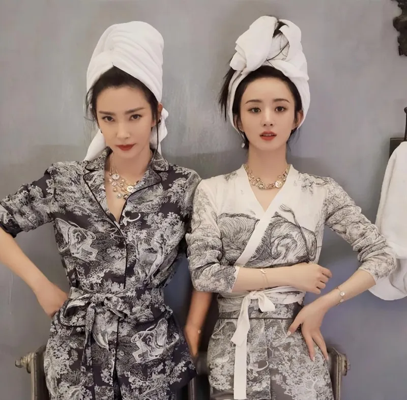 趙麗穎與李冰冰合體拍雜誌封面