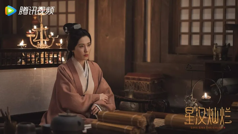 《星漢燦爛·月升滄海》飾演趙露思母親「蕭元漪」的曾黎讚嘆趙露思的演技