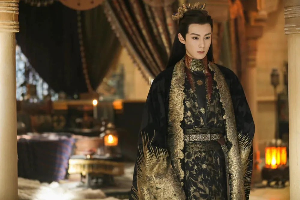 蒼蘭訣》爆紅】虞書欣、王鶴棣無緣2搭男二張凌赫搶先和她拍新戲