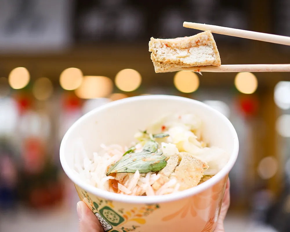桃園大觀「玉里橋頭臭豆腐」小份 3 片 60 元