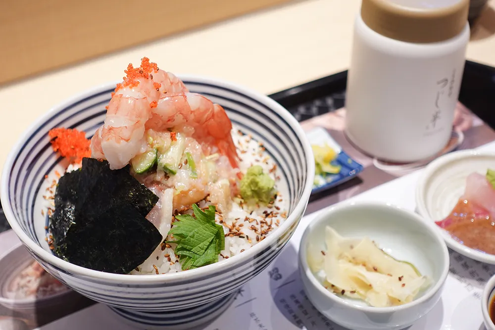 台中三井 Lalaport「北館」美食餐廳推薦：日本橋海鮮丼辻半（5F）