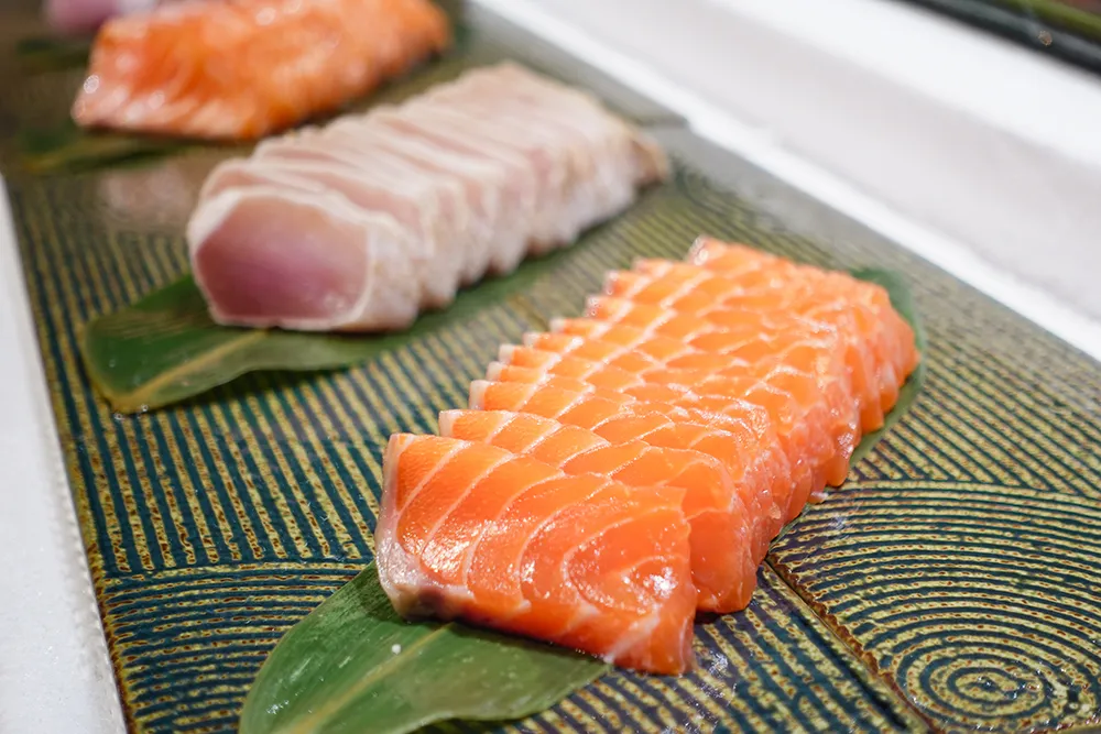 以日本料理為主軸的吃到飽「旭集」於即日起正式登場大葉高島屋，成為天母最大間的吃到飽