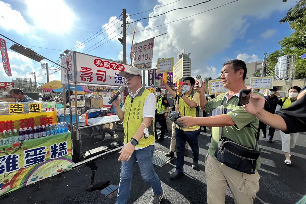 整個月不能逛了！台南「大東夜市、大東東夜市」繼經營團隊重新洗牌，如今再度宣布停業