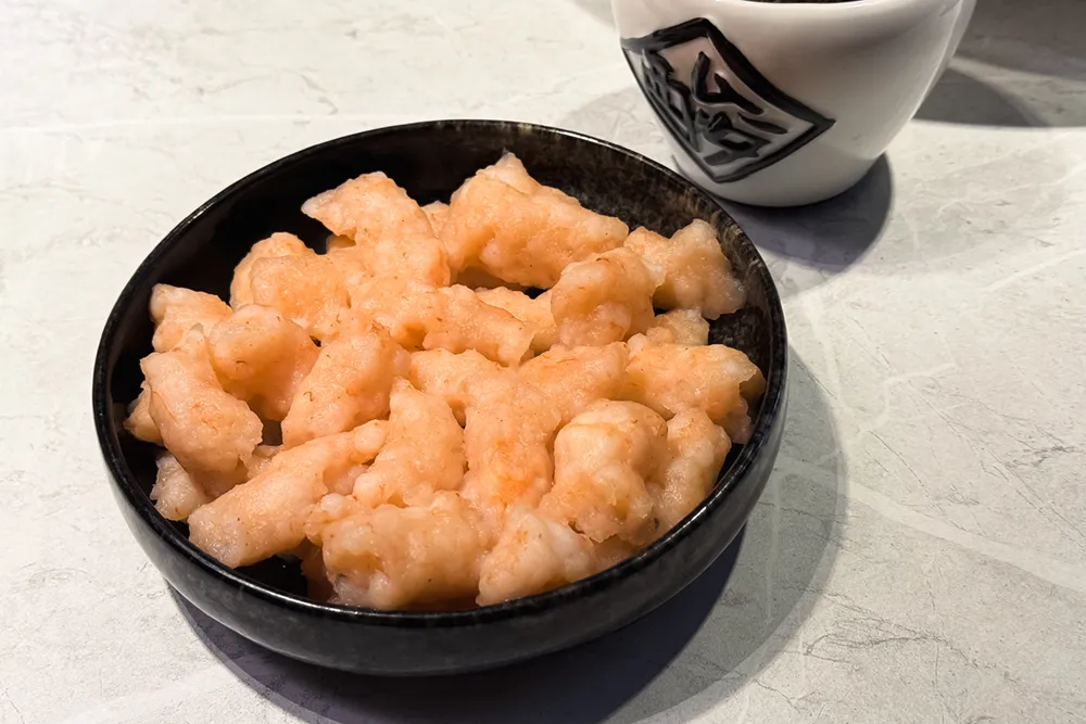 台北三店「刁民酸菜魚 西門中華店」菜單推薦：完美蝦滑