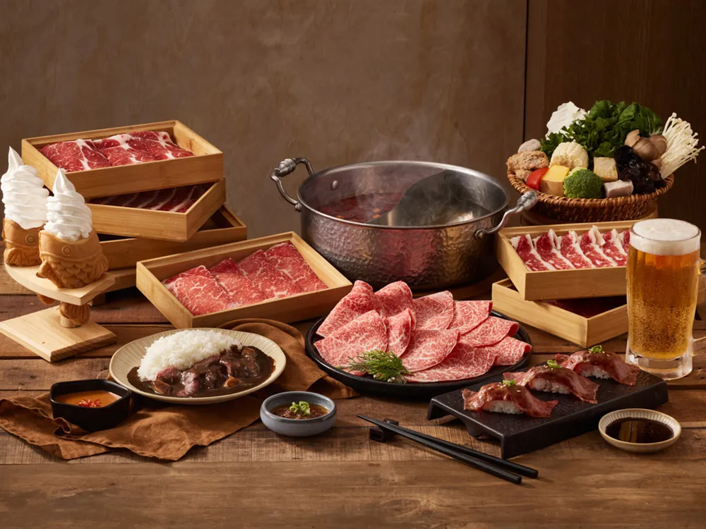 無論是「和牛涮」頂級和牛套餐 2 份、「嚮辣」狂涮肉魂嚮 2 份，或是「青花驕」雙人青花宴都可以省一波