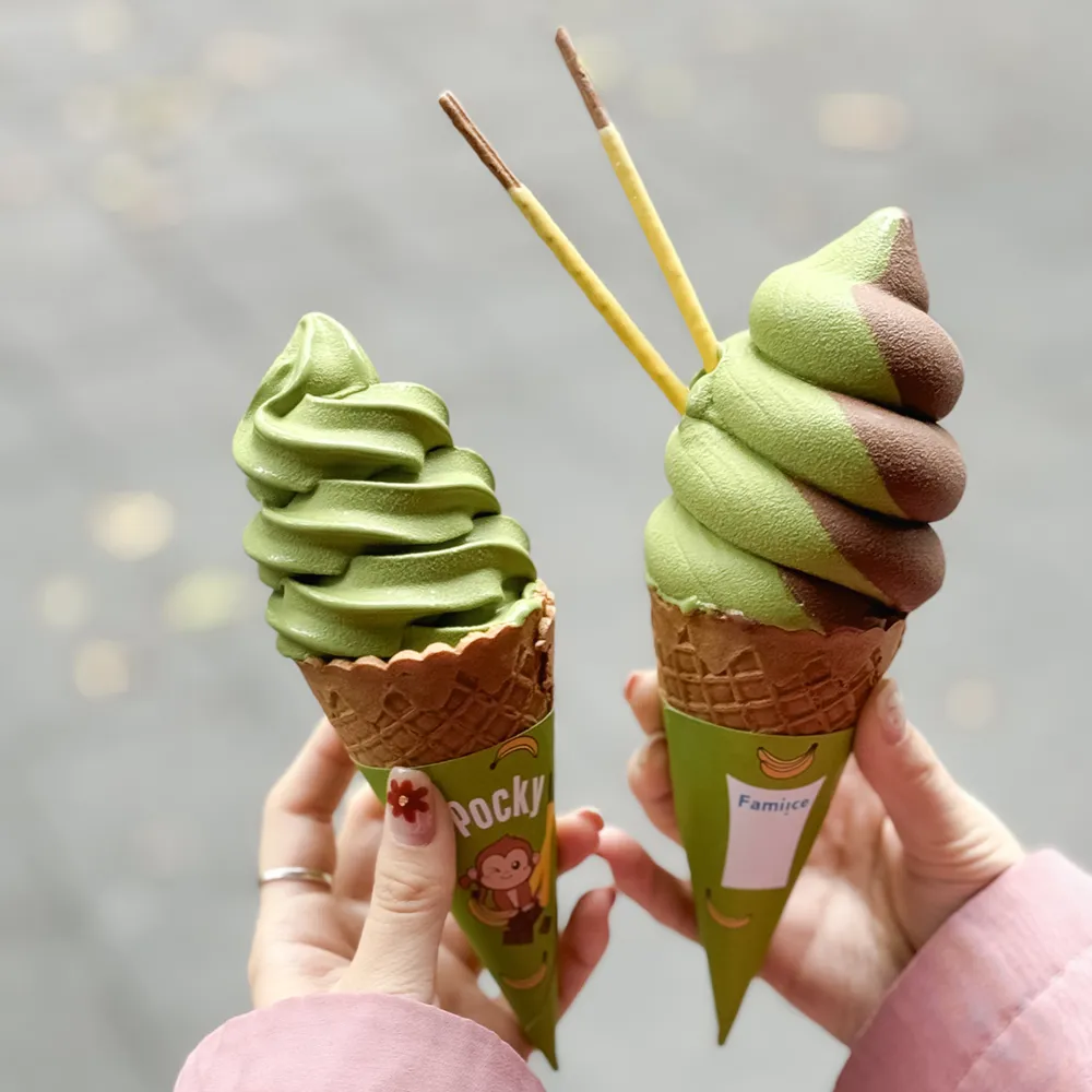 全家「靜岡抹茶霜淇淋」將於 3/5 搶先回歸！使用 100% 日本靜岡縣抹茶粉製成，要讓抹茶控為之瘋狂。