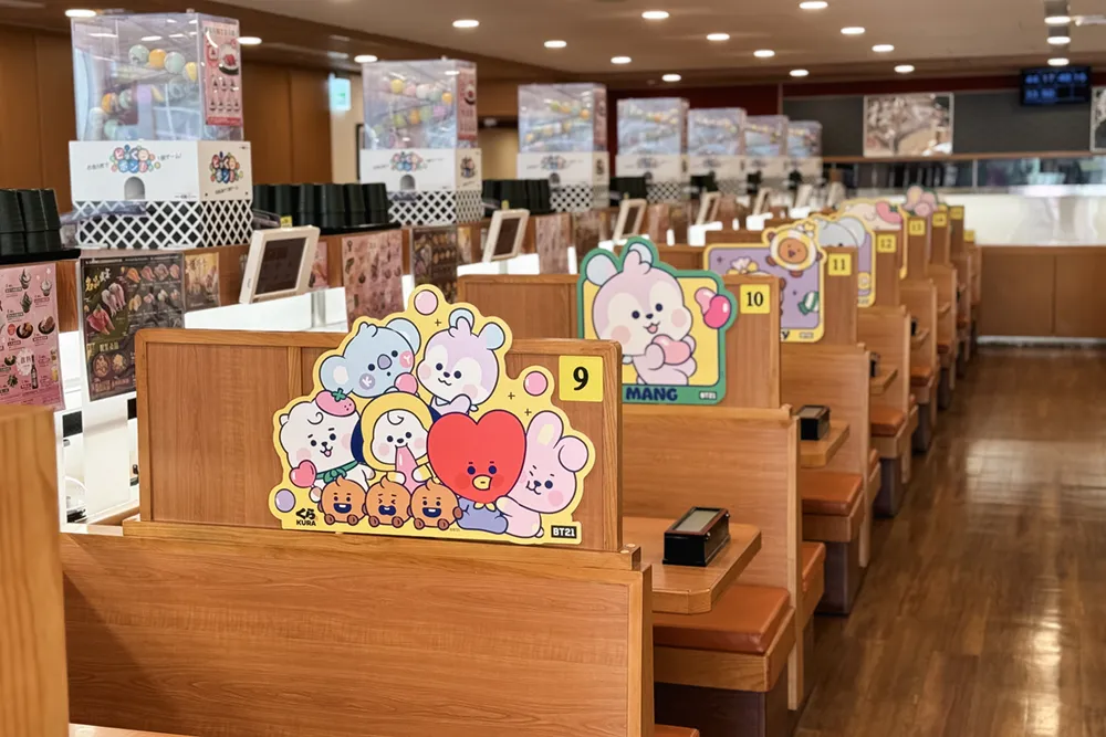 除了扭蛋商品之外，藏壽司「BT21 聯名門市」也在台北搶先曝光