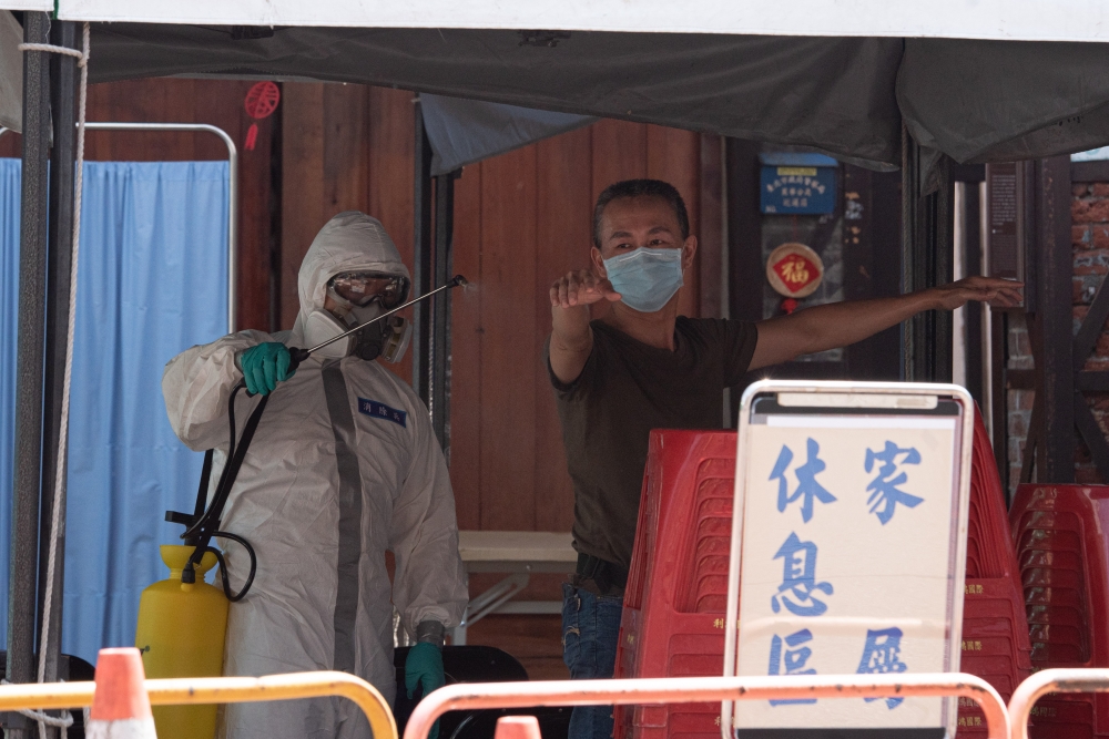 「等嘸病床」在家隔離亡　北市萬華獨居婦人被發現死在屋內