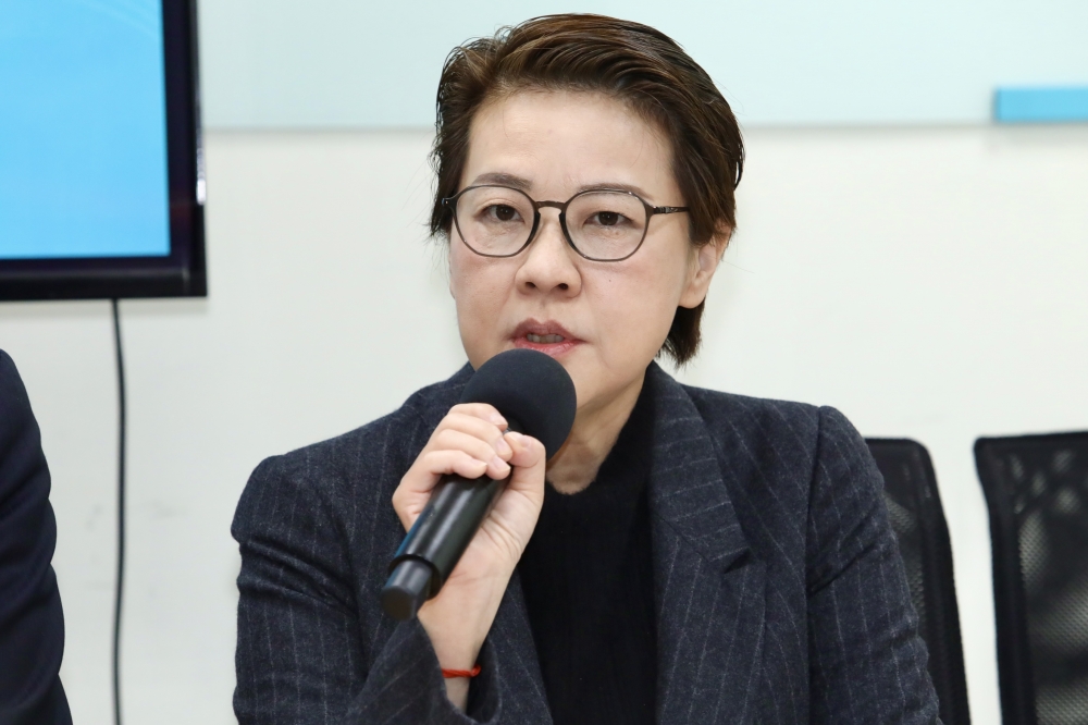 不忍了！黃珊珊發千字文　怒嗆民進黨輸了怪對手、沒用的51席