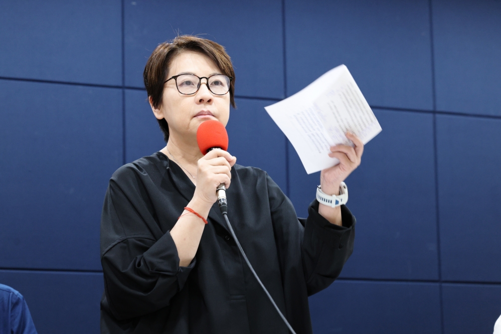 快訊／民眾黨掀茶壺風暴　黃珊珊突辭中央委員、端木正及李文宗送中評會