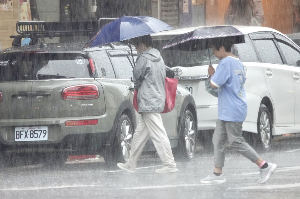 山陀兒最快深夜發陸警　北北基等7縣市大雨特報
